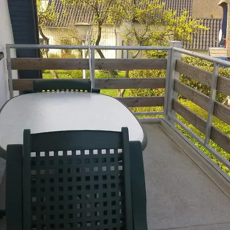 Martens - Mansadenwohnung * Wieck